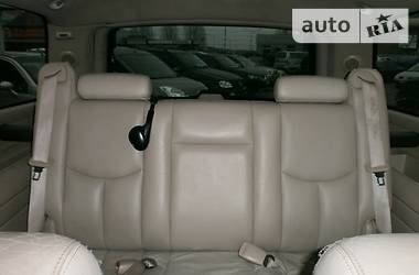 Внедорожник / Кроссовер Cadillac Escalade 2006 в 