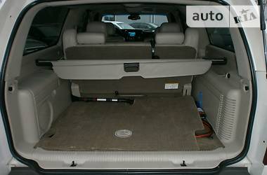 Внедорожник / Кроссовер Cadillac Escalade 2006 в 