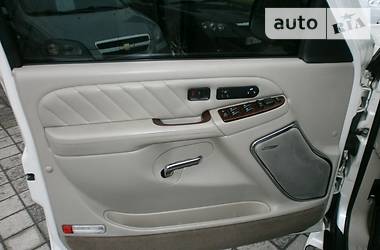 Внедорожник / Кроссовер Cadillac Escalade 2006 в 