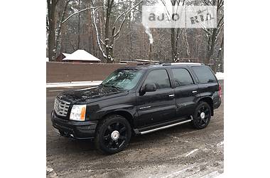 Внедорожник / Кроссовер Cadillac Escalade 2004 в Киеве