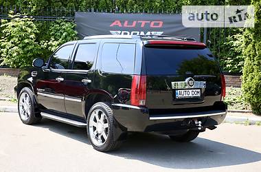 Позашляховик / Кросовер Cadillac Escalade 2007 в Києві