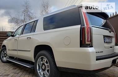 Внедорожник / Кроссовер Cadillac Escalade 2015 в Киеве