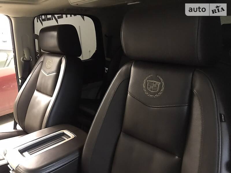 Внедорожник / Кроссовер Cadillac Escalade 2010 в Киеве