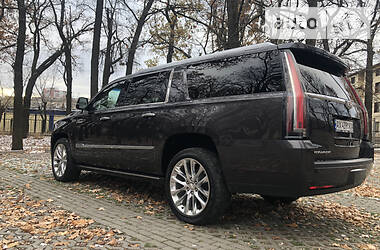 Позашляховик / Кросовер Cadillac Escalade 2018 в Харкові