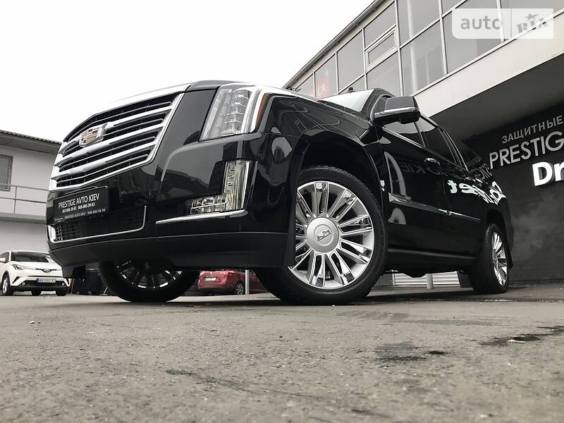 Внедорожник / Кроссовер Cadillac Escalade 2015 в Киеве