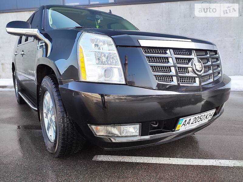 Позашляховик / Кросовер Cadillac Escalade 2008 в Києві