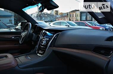 Внедорожник / Кроссовер Cadillac Escalade 2018 в Киеве