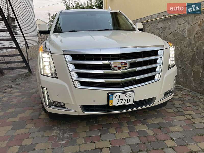 Внедорожник / Кроссовер Cadillac Escalade 2015 в Киеве фото 12 Внедорожник / Кроссовер Cadillac Escalade 2015 в Киеве