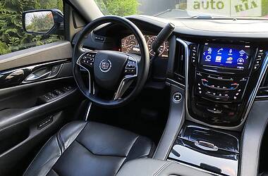 Внедорожник / Кроссовер Cadillac Escalade 2014 в Киеве