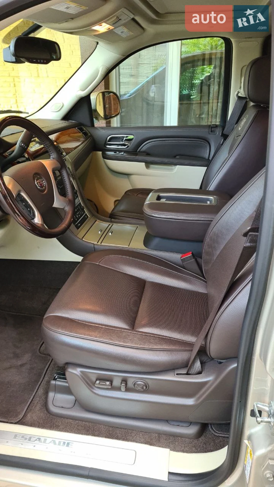 2013 Cadillac Escalade - мініатюра 19