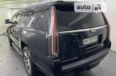 Позашляховик / Кросовер Cadillac Escalade 2016 в Одесі