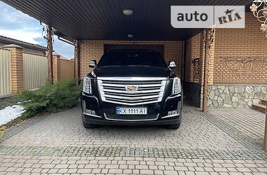 Внедорожник / Кроссовер Cadillac Escalade 2016 в Виннице