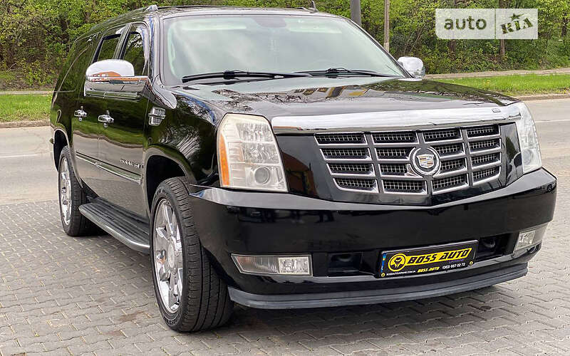 Фото Cadillac Escalade V