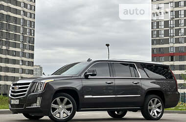 Внедорожник / Кроссовер Cadillac Escalade 2016 в 