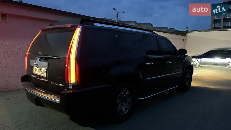Cadillac Escalade
