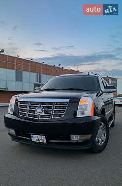 Внедорожник / Кроссовер Cadillac Escalade 2007 в Киеве