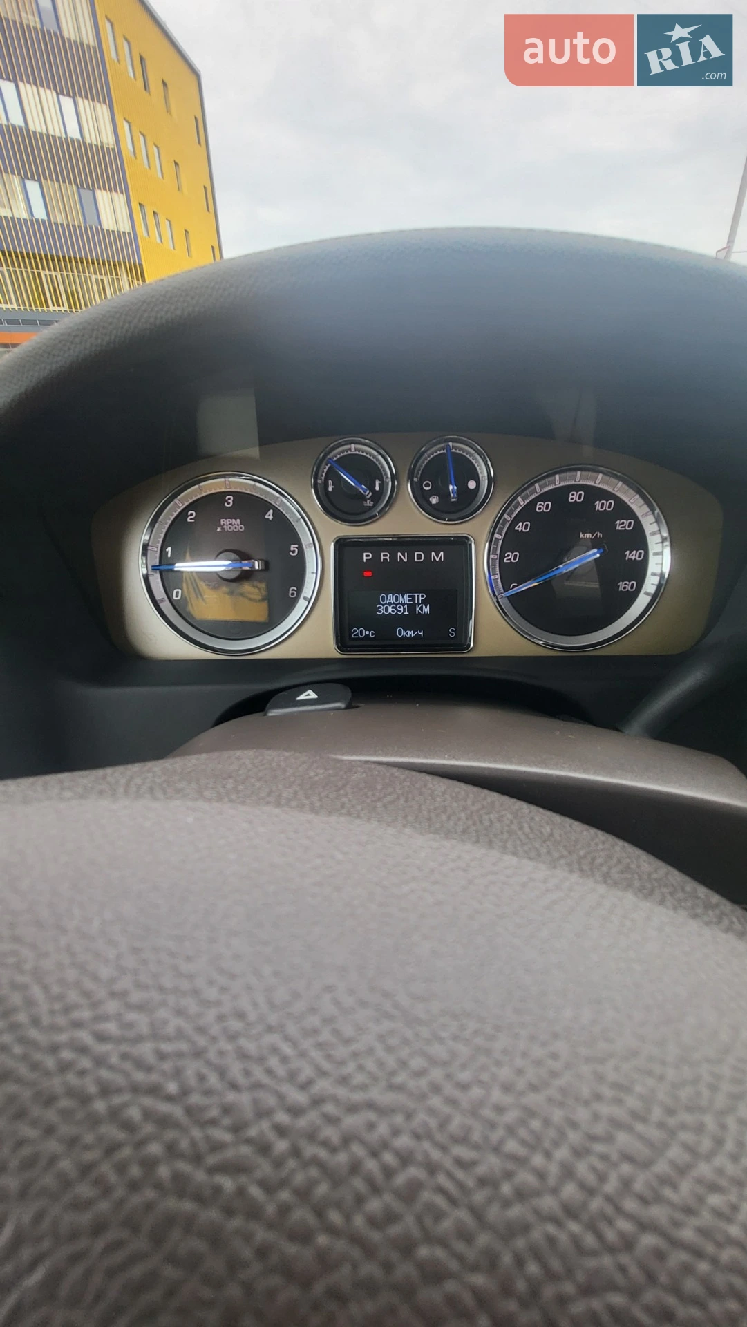 2013 Cadillac Escalade - мініатюра 28