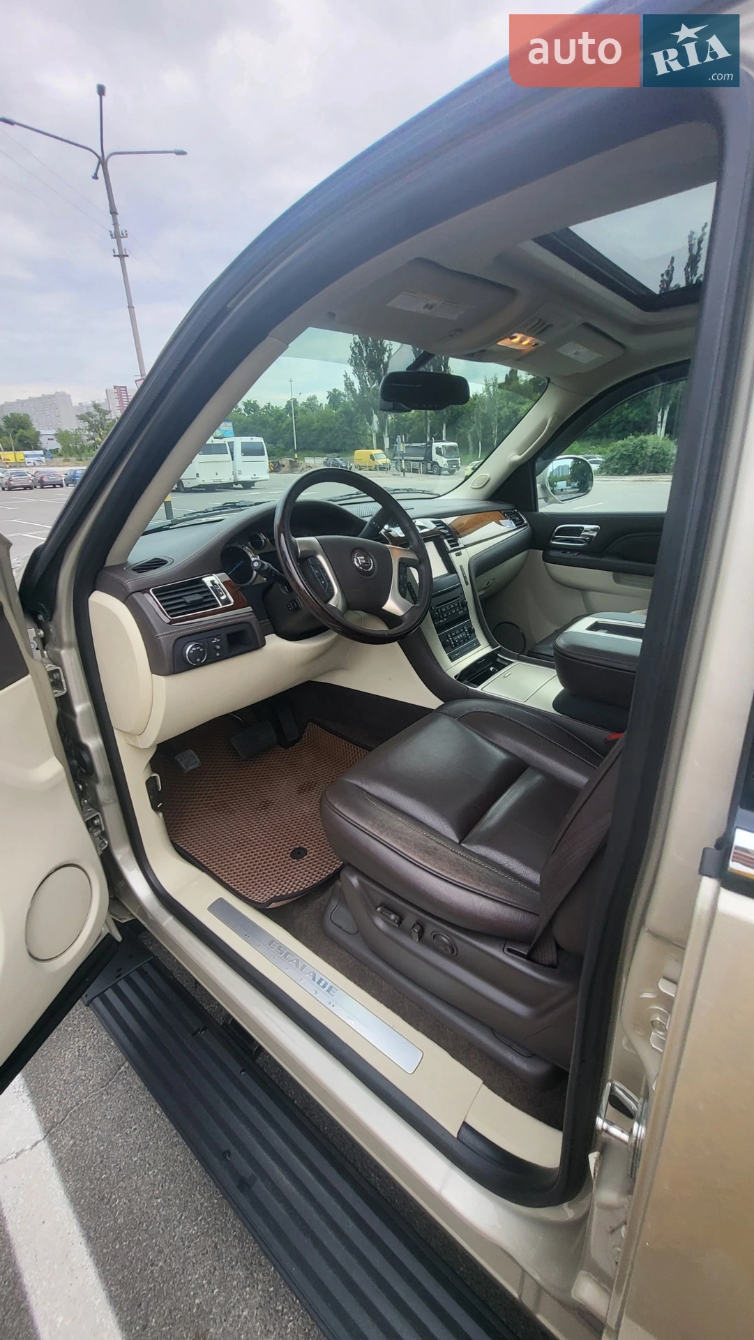 2013 Cadillac Escalade - мініатюра 36