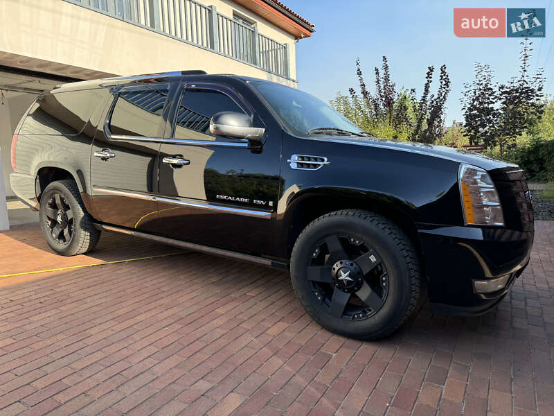 Внедорожник / Кроссовер Cadillac Escalade 2008 в Киеве