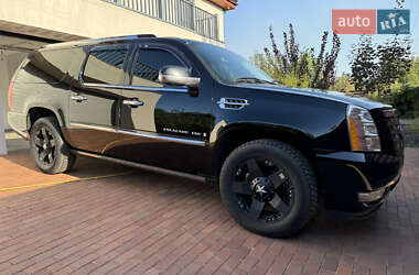 Внедорожник / Кроссовер Cadillac Escalade 2008 в 