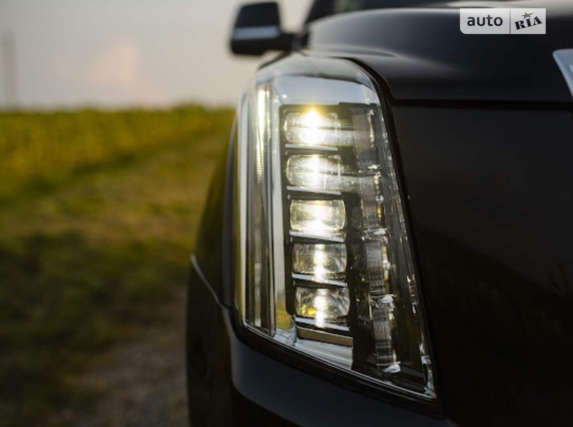 2019 Cadillac Escalade - мініатюра 14