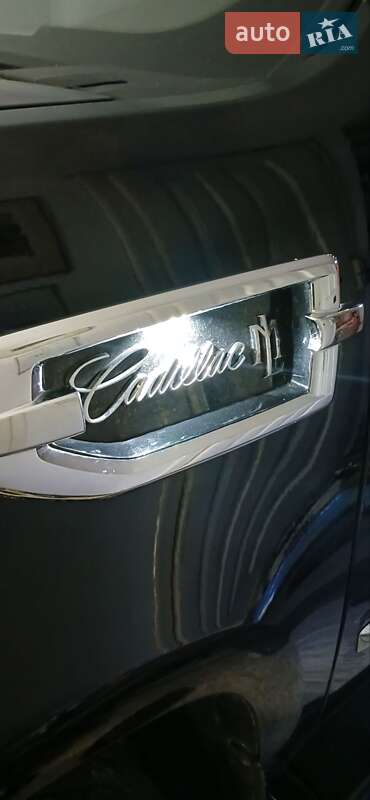 Внедорожник / Кроссовер Cadillac Escalade 2011 в Косове