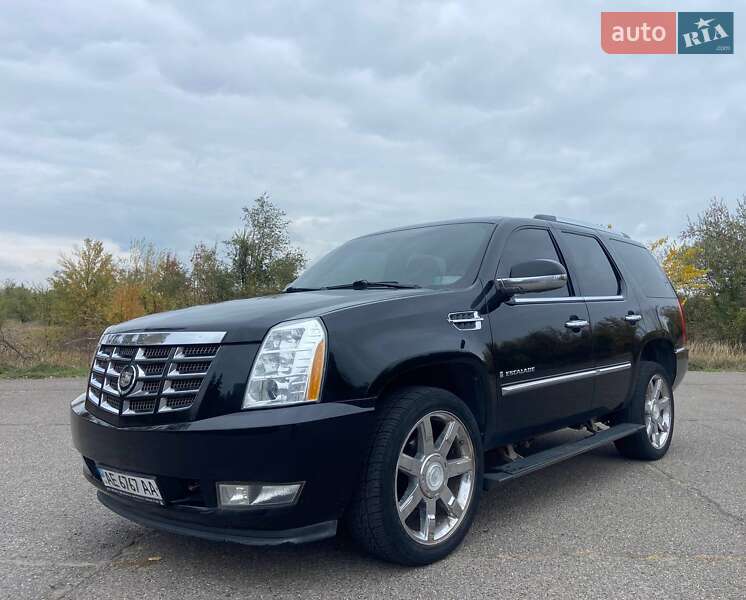 Позашляховик / Кросовер Cadillac Escalade 2008 в Кривому Розі