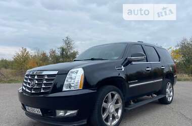 Позашляховик / Кросовер Cadillac Escalade 2008 в Кривому Розі