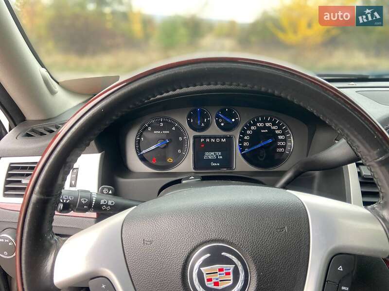 Позашляховик / Кросовер Cadillac Escalade 2008 в Кривому Розі