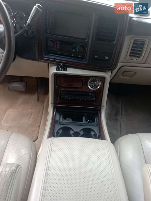 Внедорожник / Кроссовер Cadillac Escalade 2006 в Черкассах