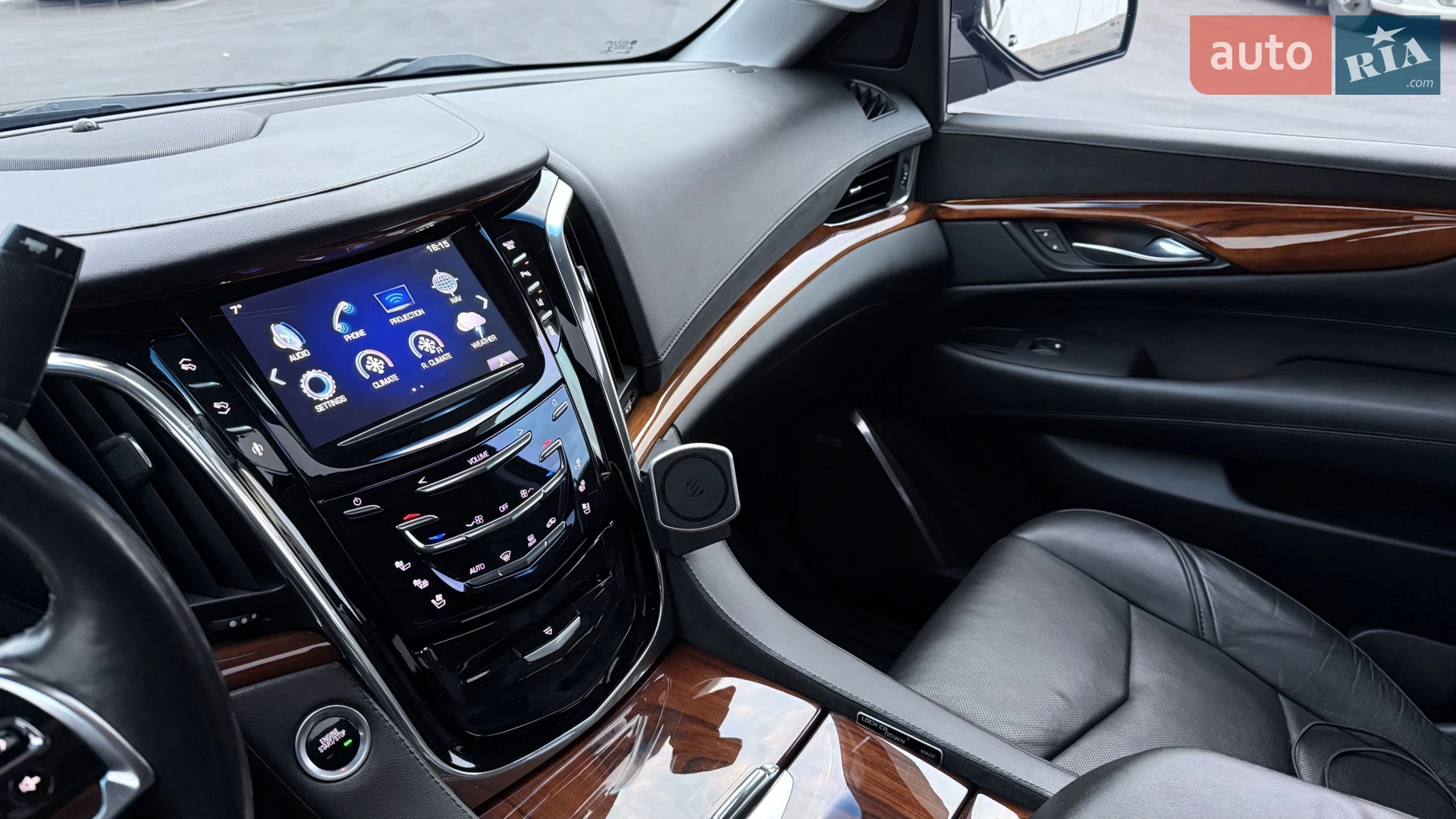 2014 Cadillac Escalade - мініатюра 12