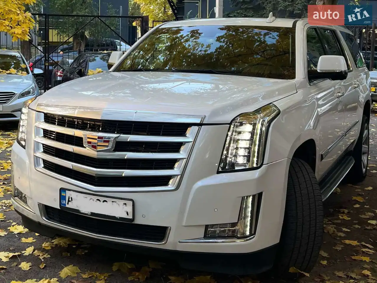 2017 Cadillac Escalade - мініатюра 16