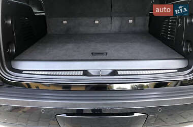 Внедорожник / Кроссовер Cadillac Escalade 2016 в 