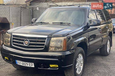 Позашляховик / Кросовер Cadillac Escalade 2002 в Харкові