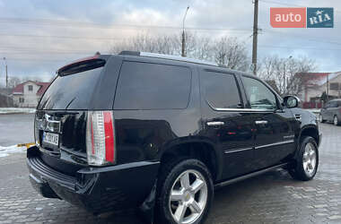 Внедорожник / Кроссовер Cadillac Escalade 2007 в Черновцах