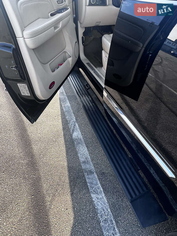 Позашляховик / Кросовер Cadillac Escalade 2008 в Києві фото 5 Позашляховик / Кросовер Cadillac Escalade 2008 в Києві