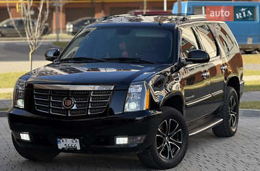 Позашляховик / Кросовер Cadillac Escalade 2007 в Івано-Франківську