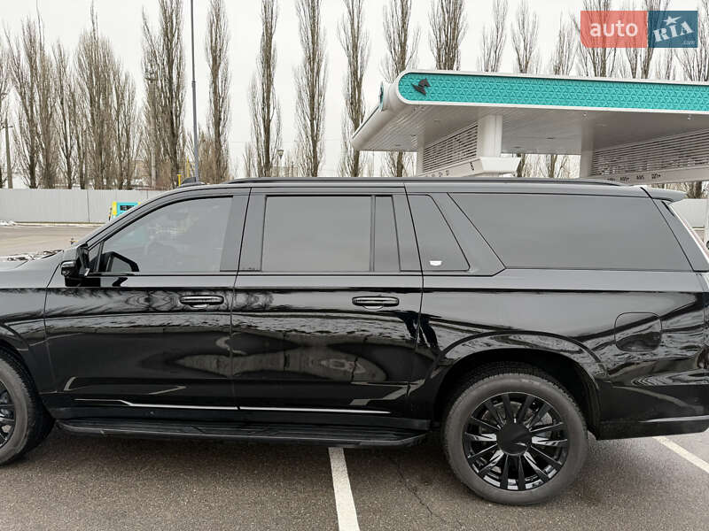 Универсал Cadillac Escalade 2023 в Киеве
