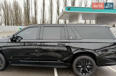 Универсал Cadillac Escalade 2023 в 