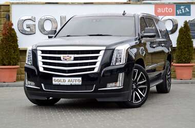 Внедорожник / Кроссовер Cadillac Escalade 2017 в 