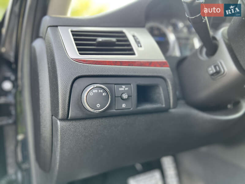 Внедорожник / Кроссовер Cadillac Escalade 2013 в Днепре фото 14 Внедорожник / Кроссовер Cadillac Escalade 2013 в Днепре