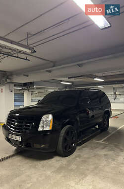 Внедорожник / Кроссовер Cadillac Escalade 2008 в Днепре