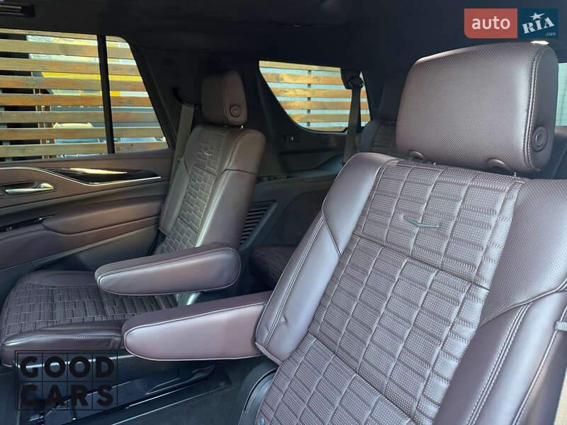 Внедорожник / Кроссовер Cadillac Escalade 2022 в Одессе фото 27 Внедорожник / Кроссовер Cadillac Escalade 2022 в Одессе