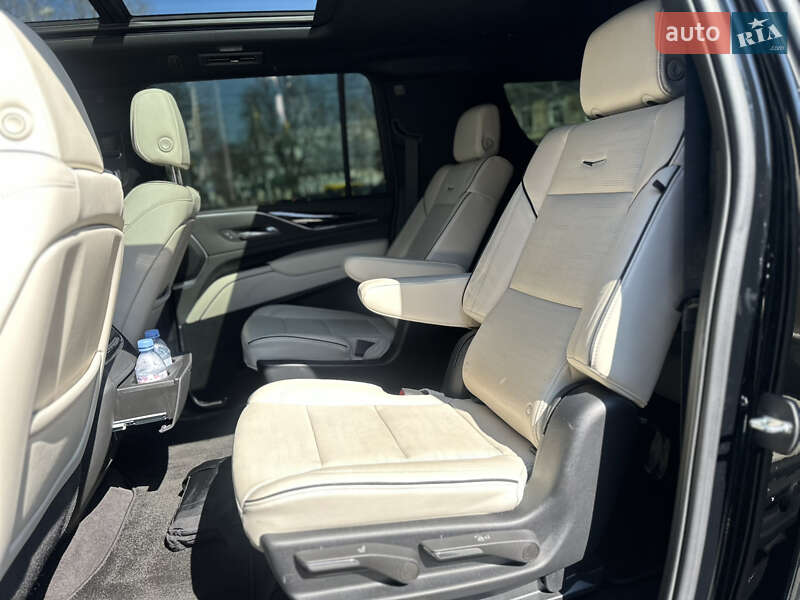 Внедорожник / Кроссовер Cadillac Escalade 2023 в Киеве фото 31 Внедорожник / Кроссовер Cadillac Escalade 2023 в Киеве