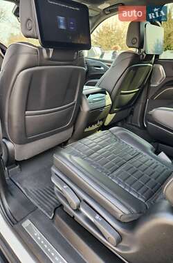 Внедорожник / Кроссовер Cadillac Escalade 2022 в 