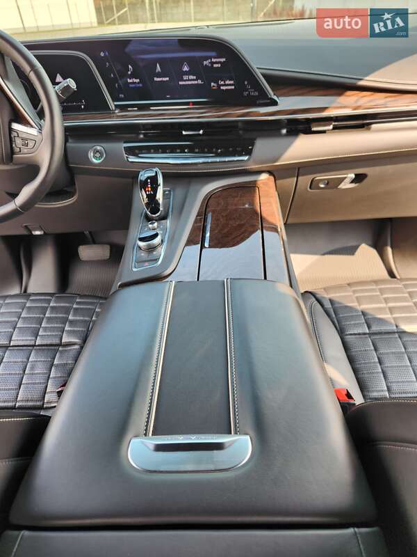 Внедорожник / Кроссовер Cadillac Escalade 2022 в Киеве