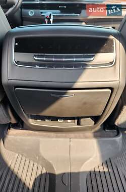 Внедорожник / Кроссовер Cadillac Escalade 2022 в 