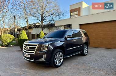 Внедорожник / Кроссовер Cadillac Escalade 2014 в 