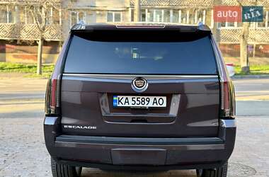 Внедорожник / Кроссовер Cadillac Escalade 2014 в 