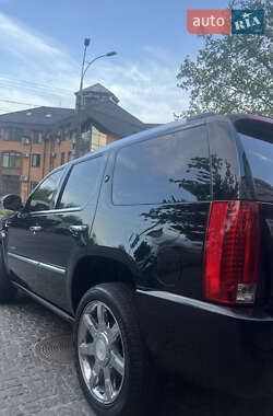 Позашляховик / Кросовер Cadillac Escalade 2008 в 